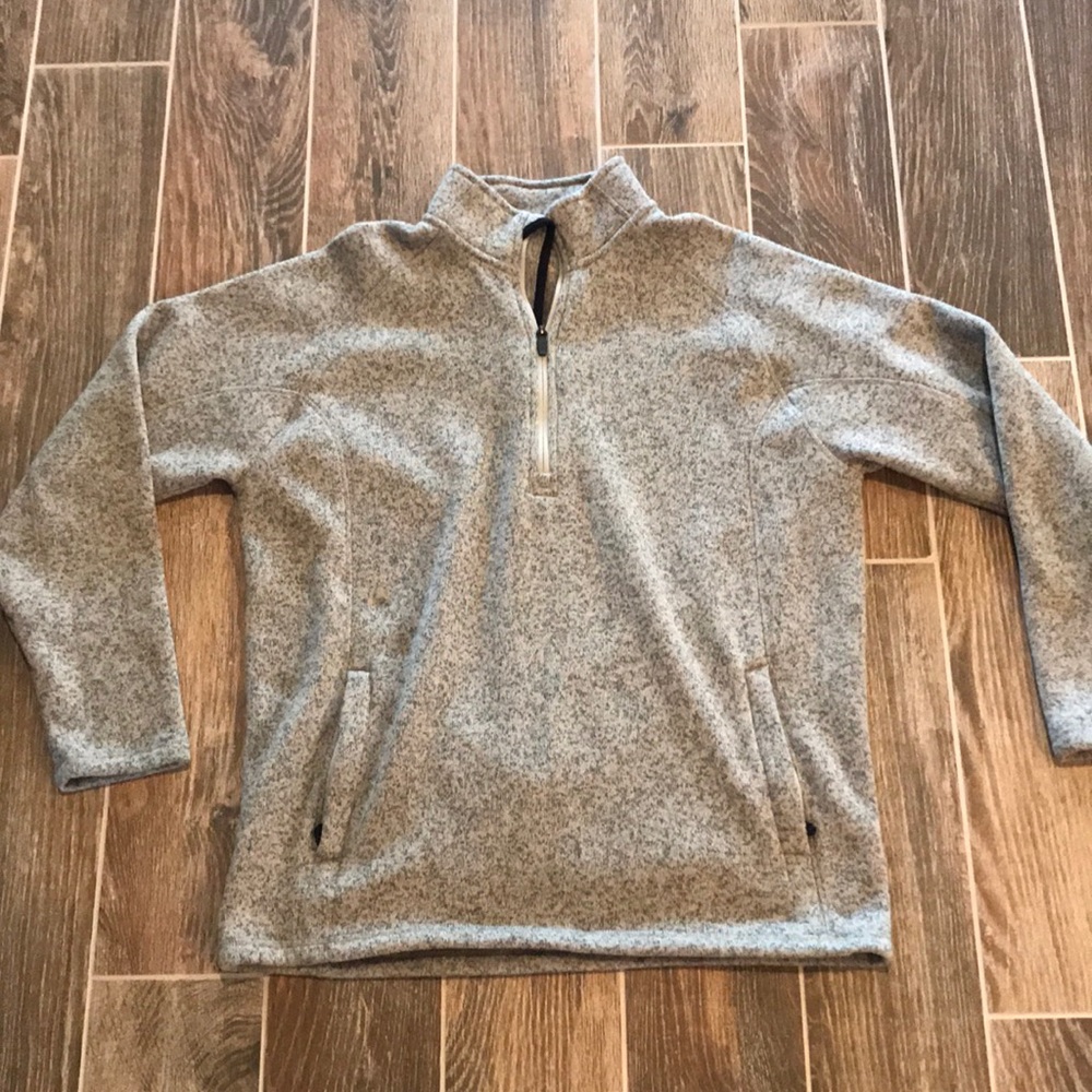 Men’s Cabelas Quarter zip sweatshirt